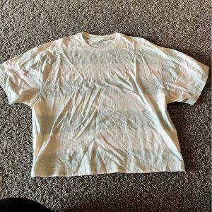 Universal threads shirt